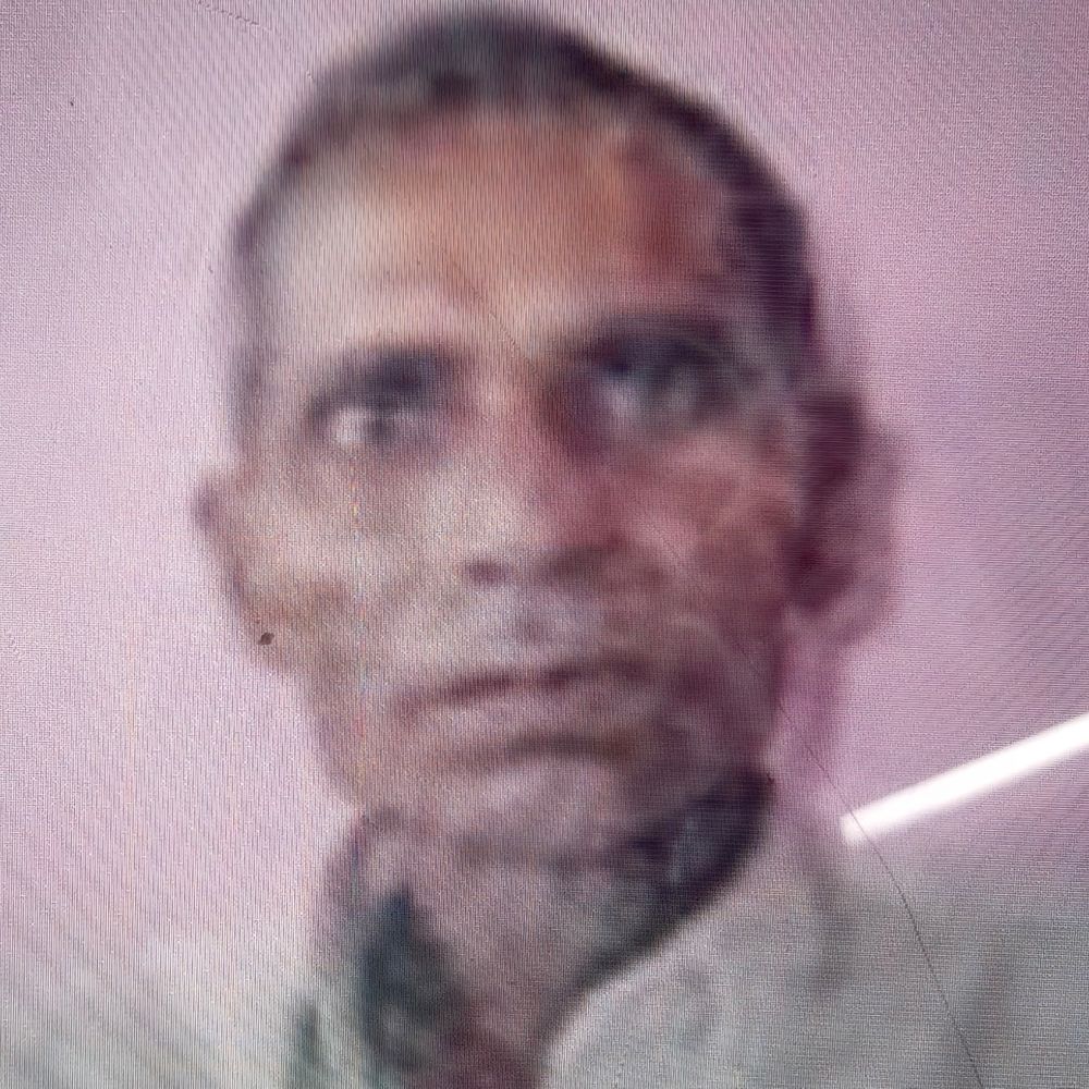 साढ़ में तेज रफ्तार बाइक ने बुजुर्ग किसान को रौंदा:खेत जाते समय हुआ हादसा, 7 दिन इलाज के बाद मौत