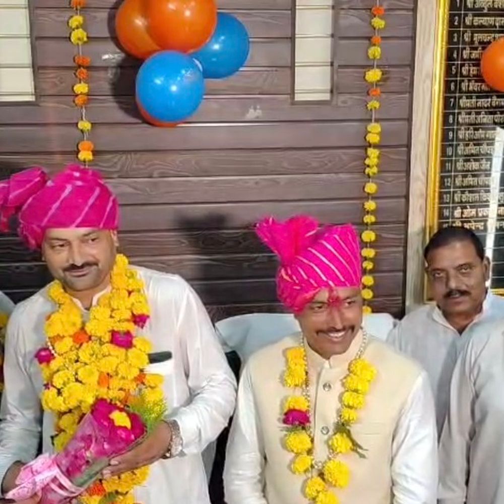 मांगरोल पालिका अध्यक्ष-उपाध्यक्ष ने पदभार संभाला:भूपेंद्र सुमन और मोहम्मद अशफाक ने भ्रष्टाचार मुक्त पालिका का भरोसा दिया