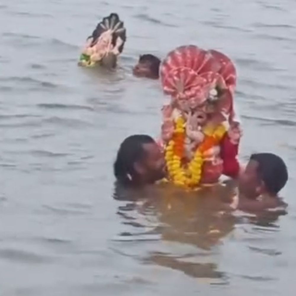 सिवनी में गणेश प्रतिमाओं का विसर्जन:बैनगंगा नदी के लखनवाड़ा, मुंडारा घाटों पर श्रद्धालुओं की भीड़