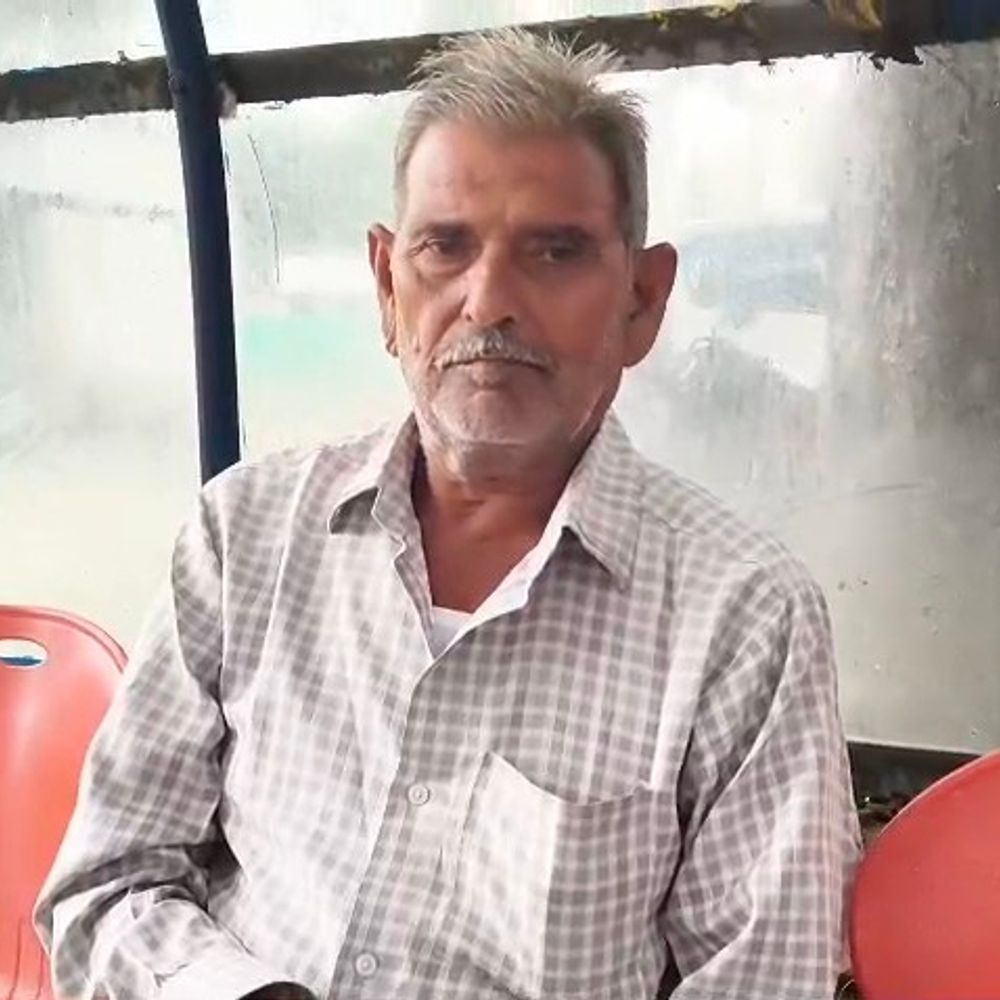 भाइयों पर बुजुर्ग को बंधक बनाने का आरोप:नरसिंहपुर एसपी से शिकायत; कहा- खाली कागजों पर अंगूठा लगवाया
