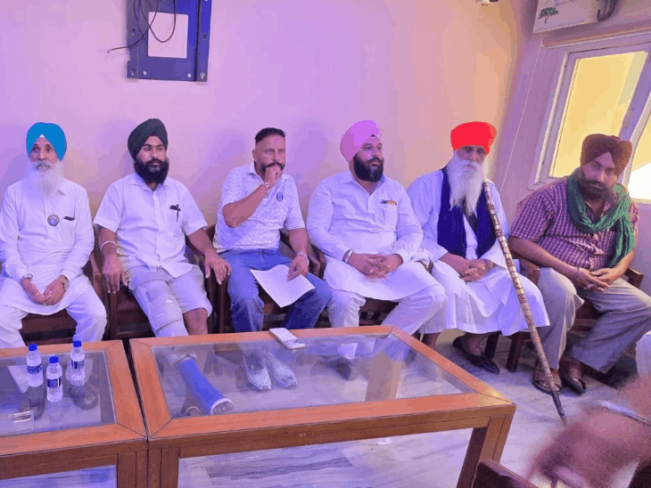 सरपंच पर हमले के 35 दिन बाद भी गिरफ्तारी नहीं:नकोदर में थाने का घेराव और सड़क जाम का ऐलान; टांग-घुटना टूटा था