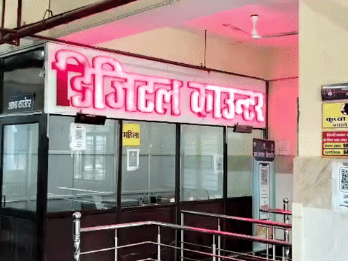 सहरसा विवाद की आंच नालंदा तक पहुंची:36 घंटे के लिए ओपीडी सेवाएं ठप, पर्ची काउंटर बंद; समय पर इलाज नहीं मिलने से मरीज परेशान