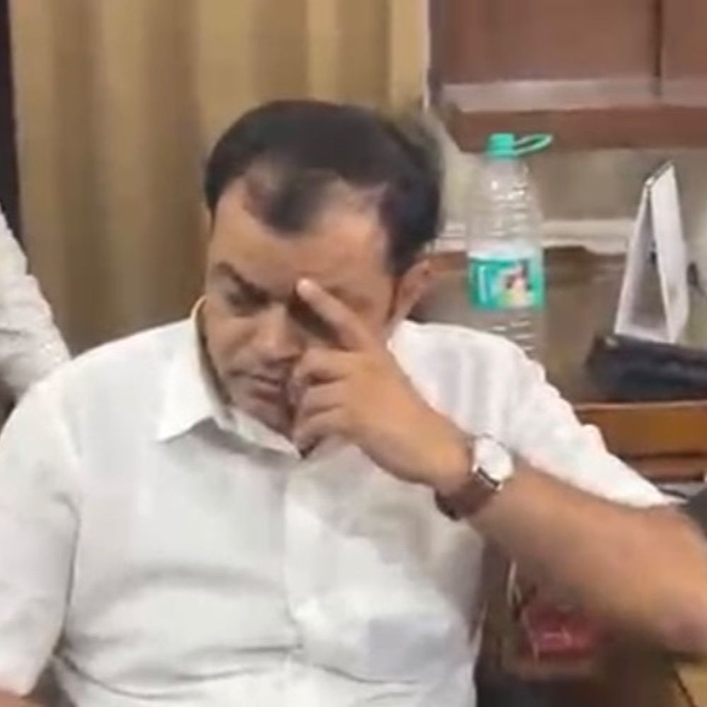 लोहावट के विकास-अधिकारी की कार से मिले 8.14 लाख रुपए:बोले- यह रकम मेरे दोस्त की, आगे पहुंचा रहा था; ACB बोली- यह रिश्वत की राशि