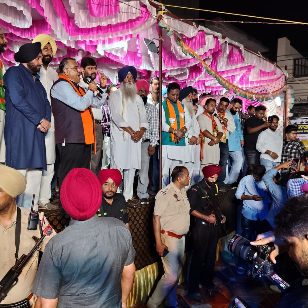 हलका पूर्वी में डॉ. राजू और छीना समर्थकों में नारेबाजी की रही होड़, सासंद बोले-हाजिरी लग गई है, बस करो