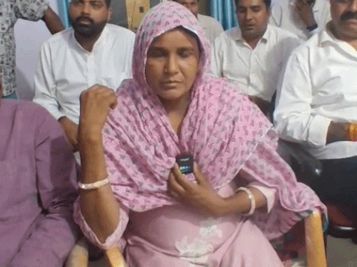 नारनौल में खैरथल की पार्षद को बंधक बनाने का आरोप:चुनाव में वोट से रोकने का दावा; पुलिस को दी गई शिकायत, खंगालेगी CCTV व मोबाइल डंप