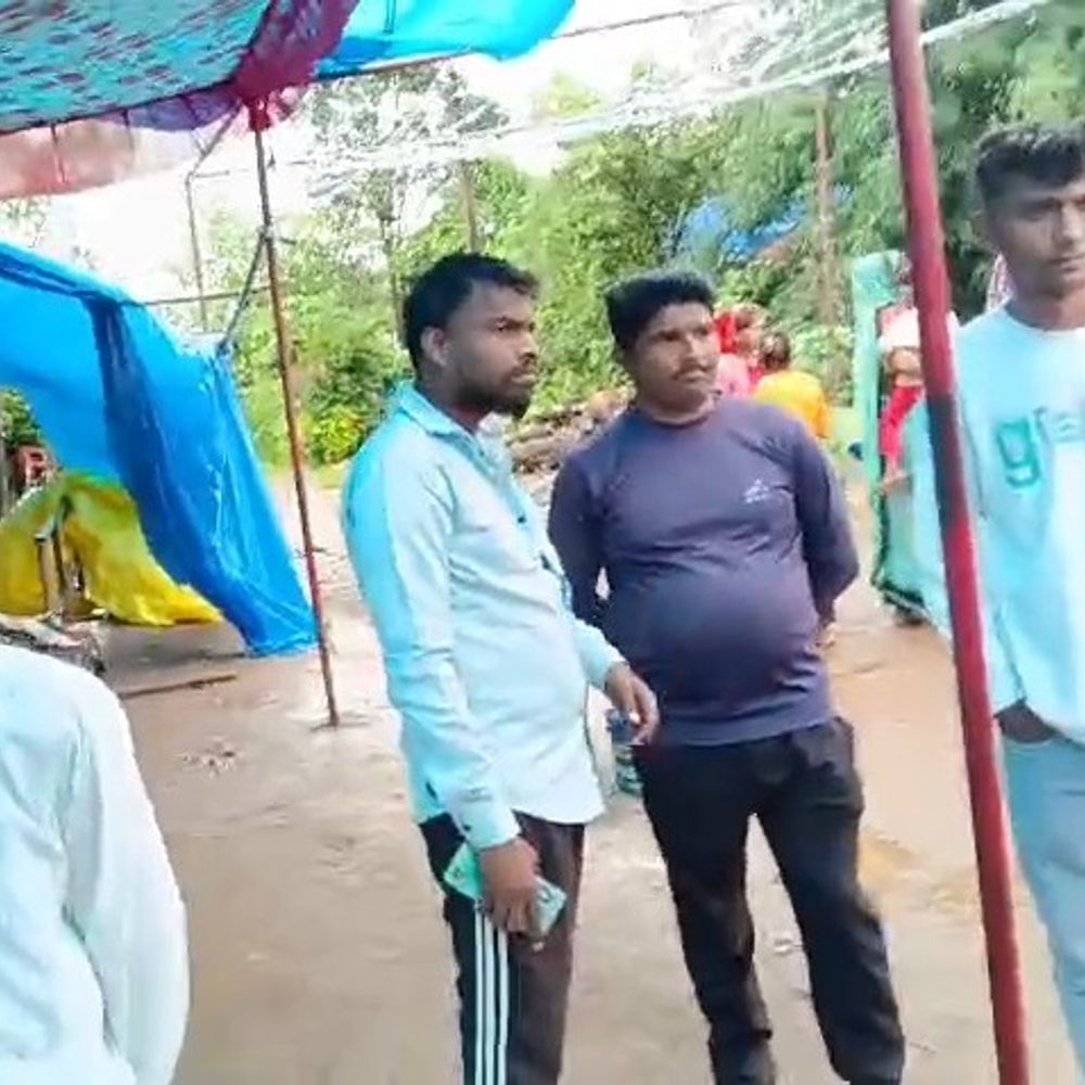 गणेश पंडाल पर बिजली वायर टूटा, 4 की मौत:8 युवक सो रहे थे, 3 घायल; एक गंभीर जिला अस्पताल रेफर