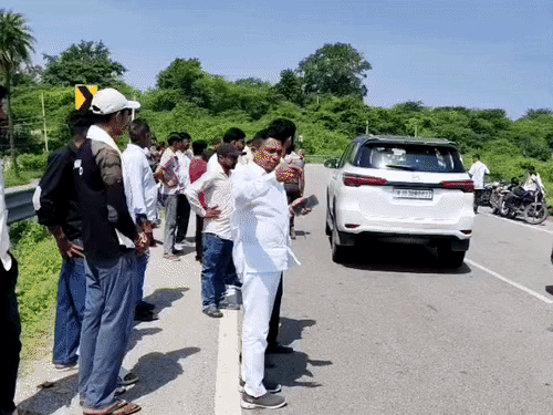 दूध टैंकर-लूना में भिड़ंत, 7 साल के मासूम की मौत:सलूंबर के बारोलजी मंदिर में दर्शन करने जा रहे थे दादा-पोता, घर से 5 किमी दूर हुआ हादसा