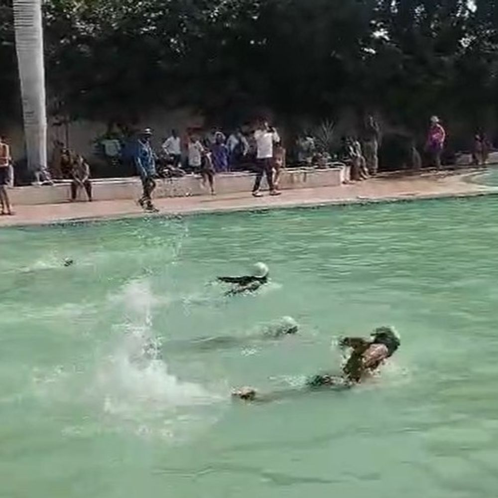 नाथद्वारा की बेटियों को तैराकी में गोल्ड:माद्री और पोषिता ने जीते 6 स्वर्ण, बैक स्ट्रोक में मारी बाजी