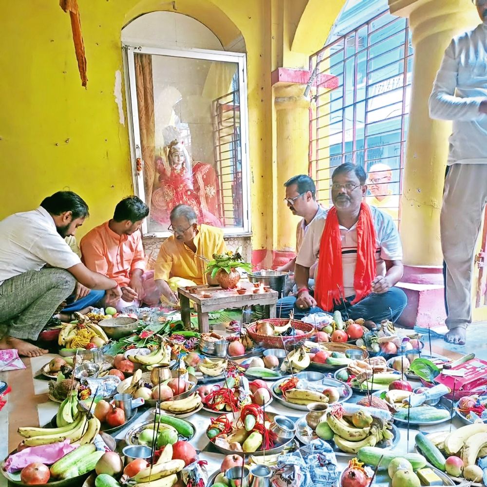 14 गांठ वाले अनंत सूत्र की पूजा हुई, सुख शांति और समृद्धि की लोगों ने कामना की