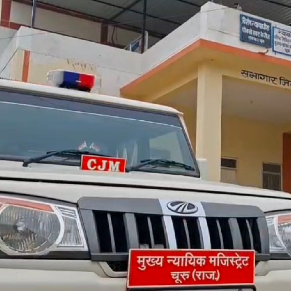 लिव-इन में रह रही महिला की घरेलू हिंसा याचिका खारिज:कोर्ट ने पति को राहत दी, विरोधाभासी बयानों पर पत्नी के खिलाफ कार्रवाई के आदेश