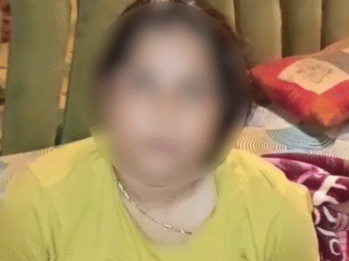 गैंगरेप के आरोपी इंस्पेक्टर-दरोगा सहित 4 पुलिसवाले सस्पेंड:अमरोहा में विधायक के फार्म हाउस की घटना; हरियाणा की रहने वाली है युवती