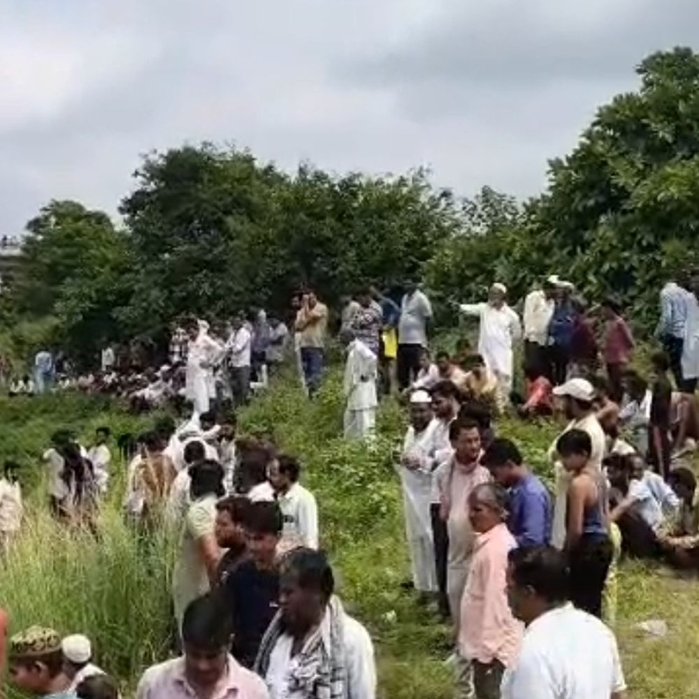 गणेश विसर्जन के दौरान पार्वती नदी में बहा युवक:ग्रामीणों ने सुरक्षा व्यवस्था पर उठाए सवाल; SDRF और गोताखोरों ने तलाशा