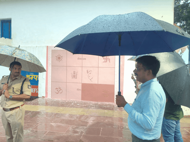 चित्रकूट में मंदाकिनी का जलस्तर खतरे के निशान से ऊपर:26 दिन में दूसरी बार बाढ़ जैसे हालात; एमपी-यूपी प्रशासन अलर्ट, SDRF तैनात