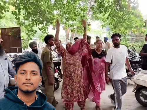 संगरूर में युवक ने जहर निगलकर जान दी:दादा बोले- AAP सरपंच ने प्रताड़ित किया; लोगों का खुलासा- युवक के महिला से संबंध थे