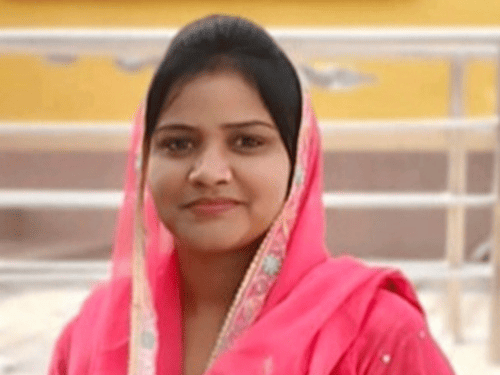 जींद में फोन कर बोली महिला- मुझे नहीं रहना भाई:संतोष डेथ केस, भाई बोला- नौकरी लगने के बाद बदला जीजा का रवैया, लेबर इंस्पेक्टर पर केस