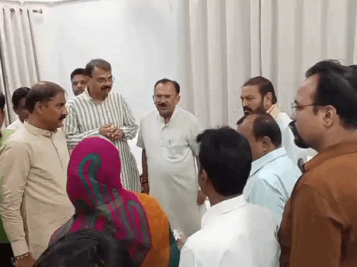 विधानसभा अध्यक्ष ने कोटा के नए मेयर-पार्षदों को बधाई दी:कहा-जनता ने विकास पर मुहर लगाई, अब रफ्तार पकड़ेगा शहर