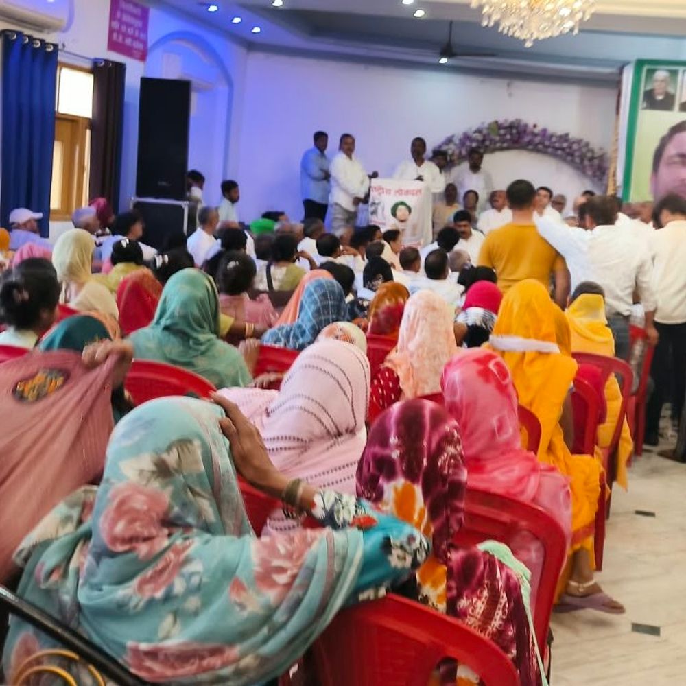 बिजनौर में रालोद का जिला कार्यकर्ता सम्मेलन:संगठन मजबूत करने और युवाओं को पार्टी से जोड़ने पर जोर दिया