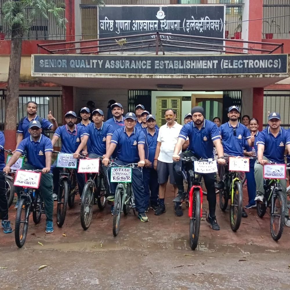 DGQA के 70वें स्थापना दिवस पर साइकिल रैली:जबलपुर में 20 प्रतिभागियों ने 15 किमी साइकिल चलाई, पर्यावरण संरक्षण और ‘गो ग्रीन, सेव द प्लैनेट’ का संदेश दिया