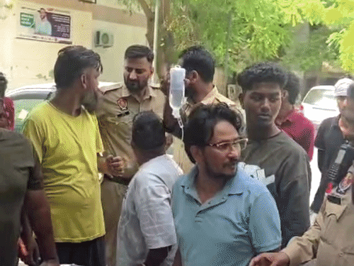 अबोहर में मंदिर के बाहर युवक को गोली मारी:शेड लगाने को लेकर मीटिंग के दौरान हमला, बाइकसवारों दो नकाबपोशों ने की वारदात