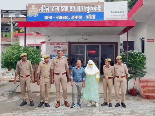 झांसी की कल की 5 बड़ी खबरें:सेना के ट्रक से कुचलकर महिला-किशोरी की मौत, ठगी में डॉक्टर और पत्नी अरेस्ट