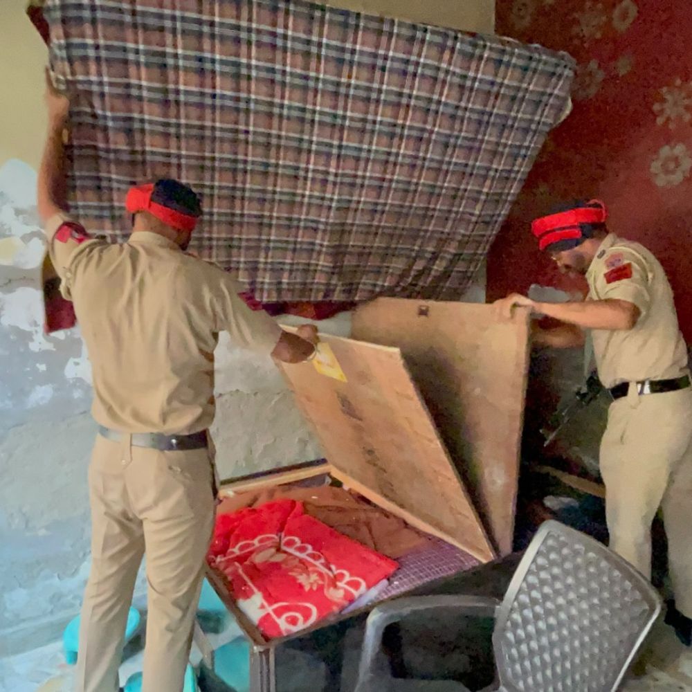 ‘कासो' अभियान:150 पुलिसकर्मियों ने खंगाले संदिग्धों के ठिकाने, की पूछताछ