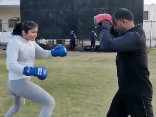 कोटा की अरुंधति चौधरी एशिया बॉक्सिंग कमेटी की वाइस-चेयरमैन बनीं:कजाकिस्तान की प्रतिद्वंद्वी ने नाम वापस लिया; चार साल पद पर रहेंगी, जापान में लेंगी शपथ