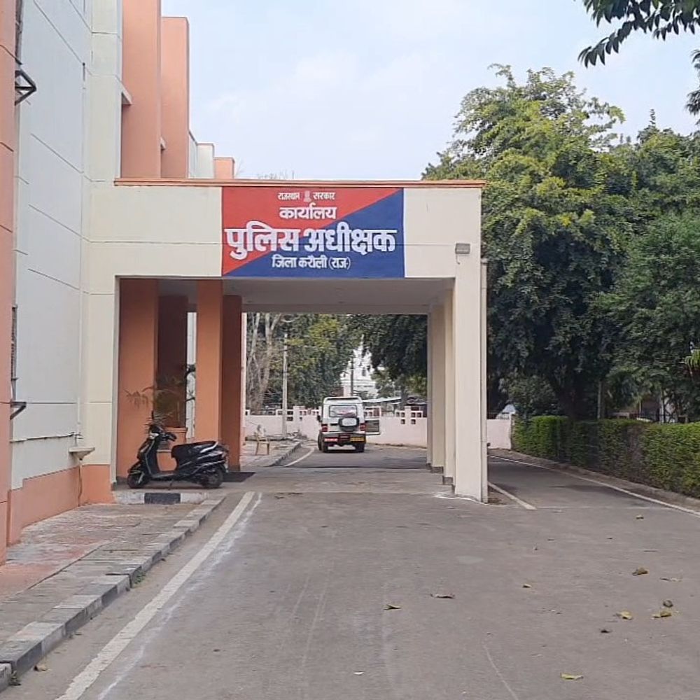 एरिया डोमिनेशन अभियान में 114 अपराधी गिरफ्तार:259 पुलिसकर्मियों की 64 टीमों ने 494 ठिकानों पर दी दबिश
