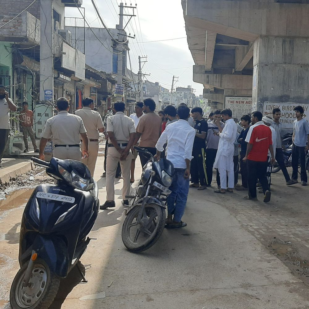 चिकन कॉर्नर संचालक को गोली मारने पर 7 पर केस:पलवल में पुरानी रंजिश में किया था जानलेवा हमला; अस्पताल में चल रहा इलाज