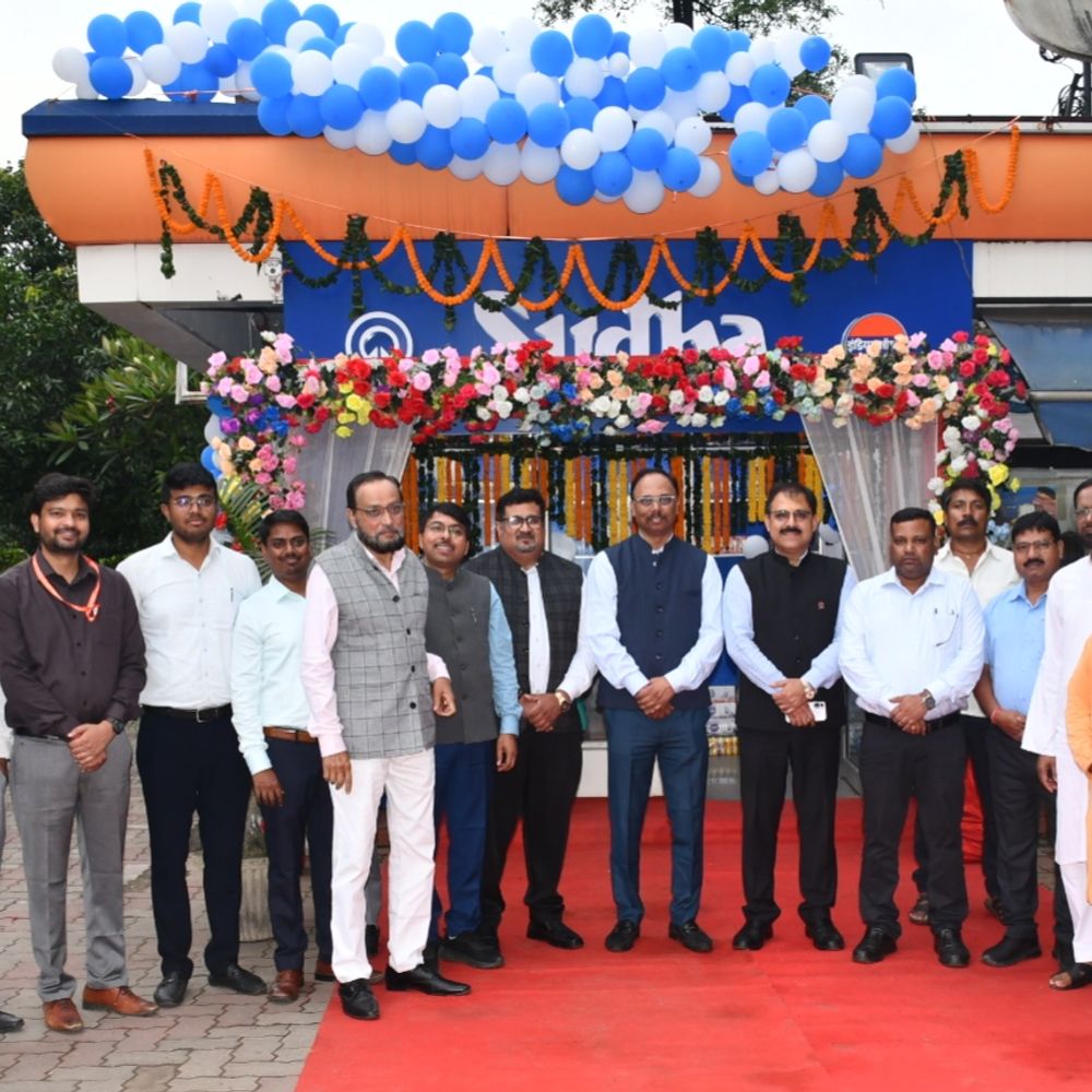 बोकारो के पांच पेट्रोल पंपों पर शुरू हुआ सुधा आउटलेट