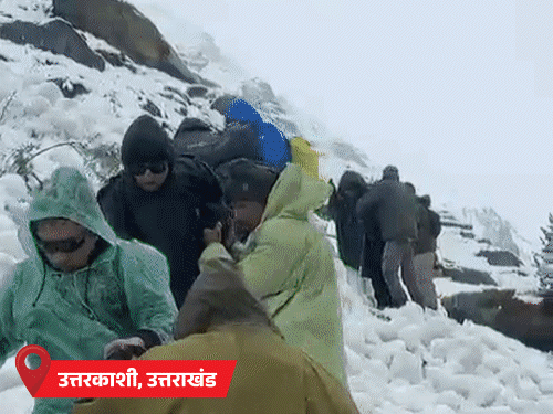 उत्तराखंड के उत्तरकाशी में बर्फबारी से 136 पर्वतारोही फंसे:यूपी के गोंडा-बदायूं में पुल डूबा, बिहार में बाढ़ से 82 हजार लोग प्रभावित