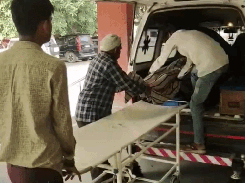 मजदूर के पेट में दर्द होने के बाद मौत:कंपनी में काम करते अचानक दर्द से तड़प उठा था, हॉस्पिटल जाते ही तोड़ा दम