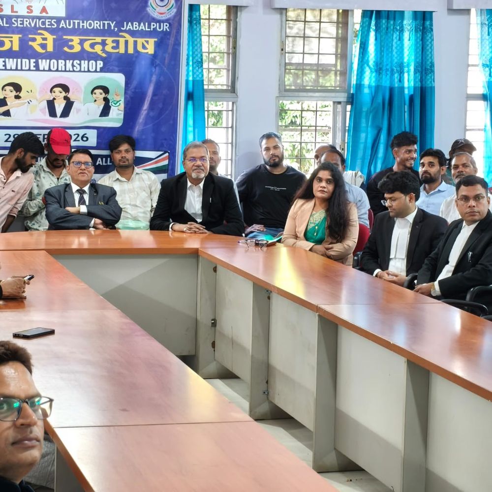 बैतूल में दिव्यांगों के लिए कानूनी जागरूकता कार्यशाला:साइन लैंग्वेज से समझाए कानूनी अधिकार; सरकारी योजनाओं की दी जानकारी