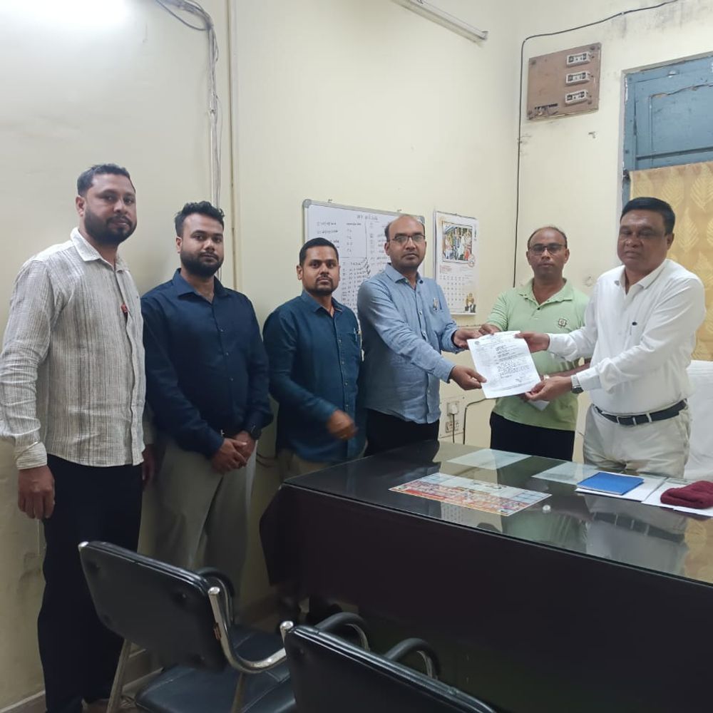 पुरानी पेंशन समेत 18 मांगों पर निकाय कर्मियों ने ज्ञापन दिया