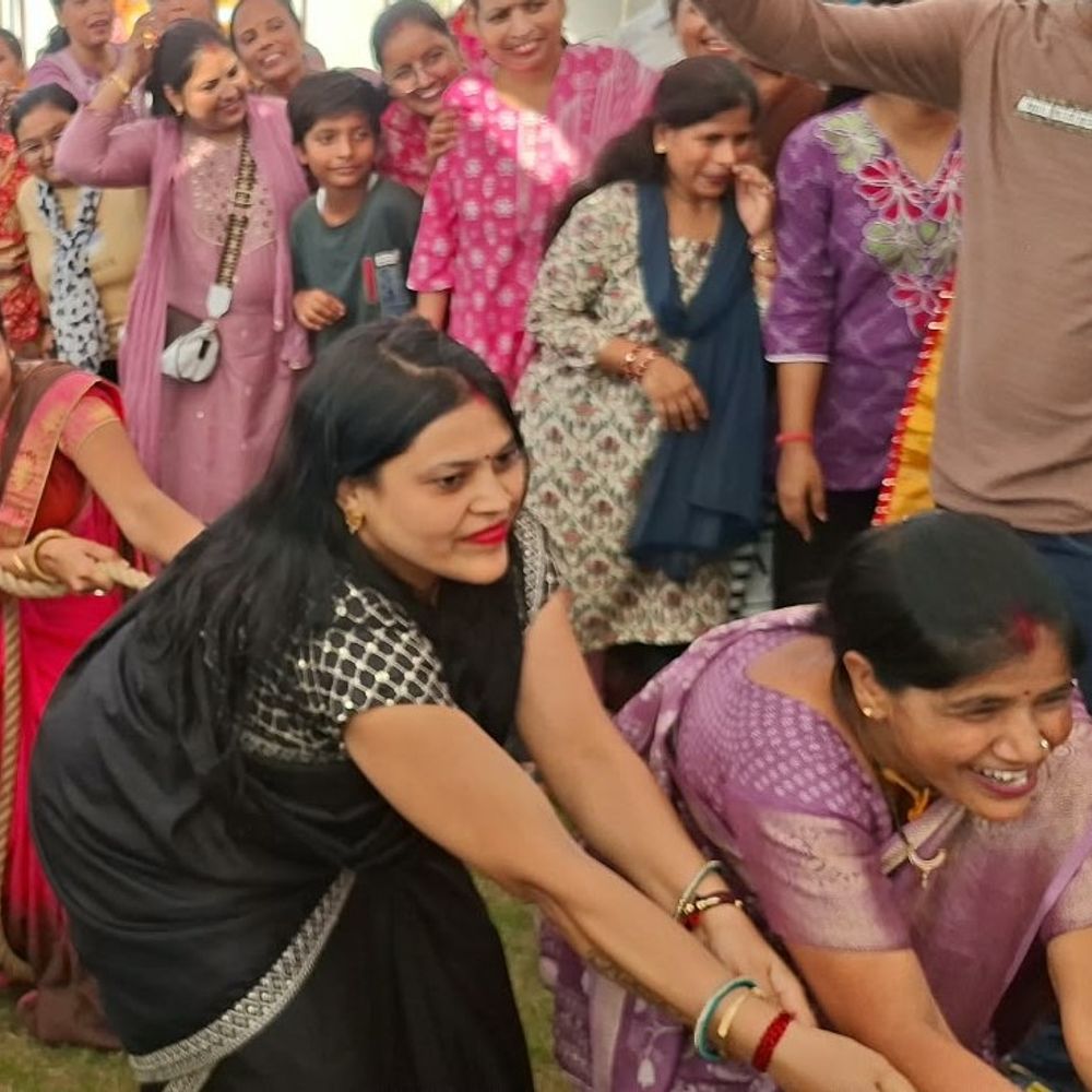 रस्साकसी में महिलाओं ने दिखाया दमखम:टिकिया खाओ प्रतियोगिता में ​नजर आया उत्साह, अग्रसेन जयंती महोत्सव में 975 लोगों ने लिया हिस्सा