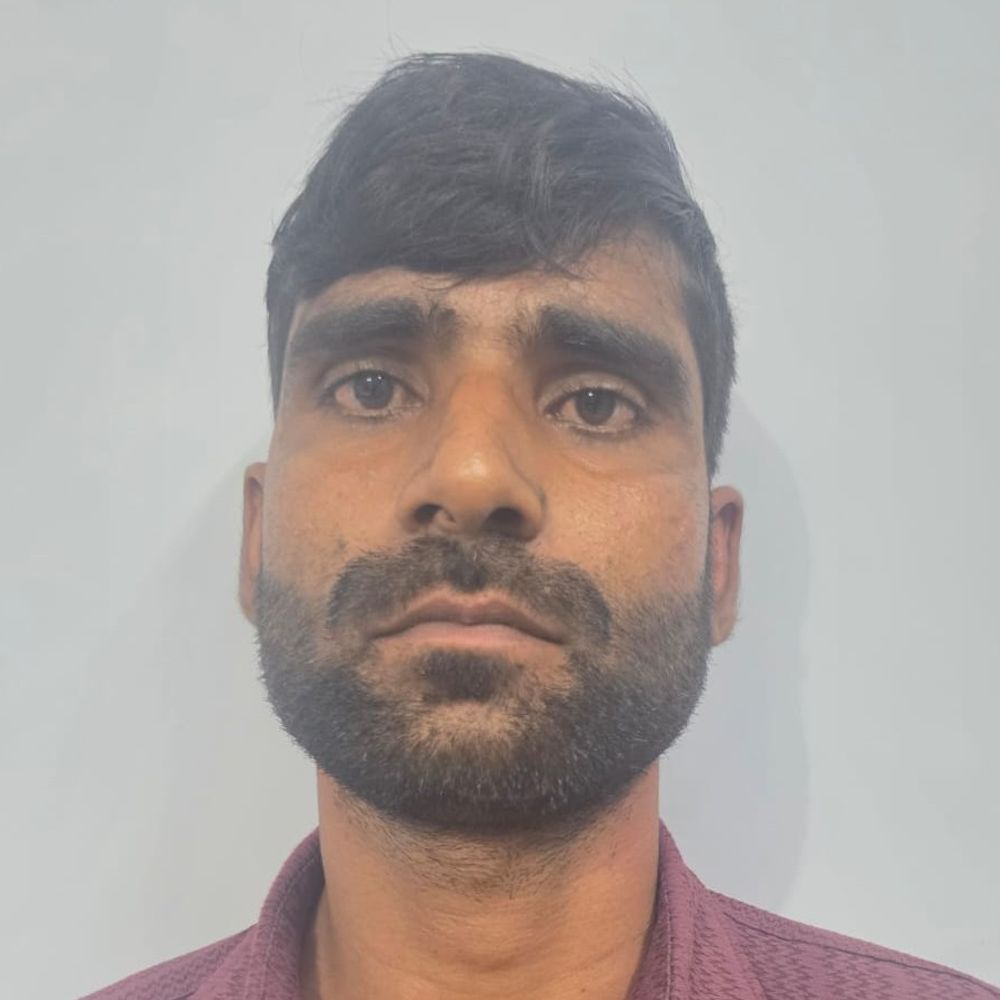 10 हजार का इनामी हिस्ट्रीशीटर गिरफ्तार:2 साल से चल रहा था फरार, 3 वारंट थे लंबित; रीको एरिया में दबोचा