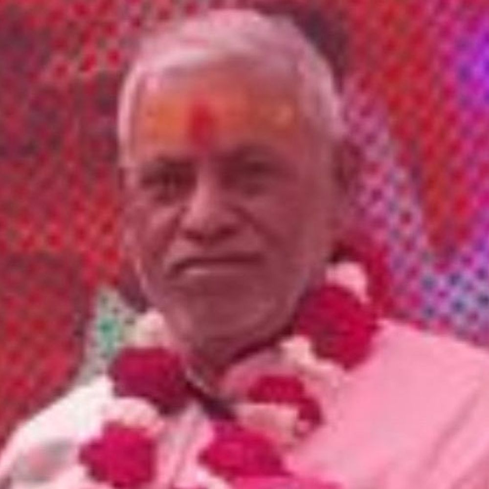 अज्ञात वाहन की टक्कर से बाइक सवार बुजुर्ग की मौत:औरैया के फफूंद में दिबियापुर से घर लौट रहे थे, कानपुर ले जाते समय तोड़ा दम