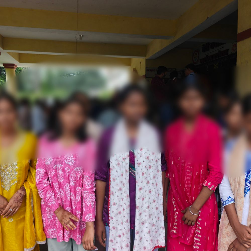 छात्रावास की छात्राओं ने वार्डन पर लगाए छुआछूत के आरोप:भोजन न देने की भी शिकायत, सहायक आयुक्त ने दिए जांच के निर्देश