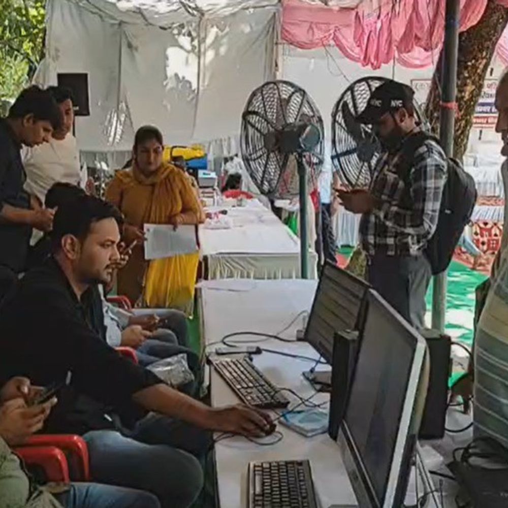 सोनीपत अंत्योदय मेले में लोगों को मिला योजनाओं का लाभ:27 विभागों ने लगाए कैंप; मौके पर ही समस्याओं का हुआ समाधान
