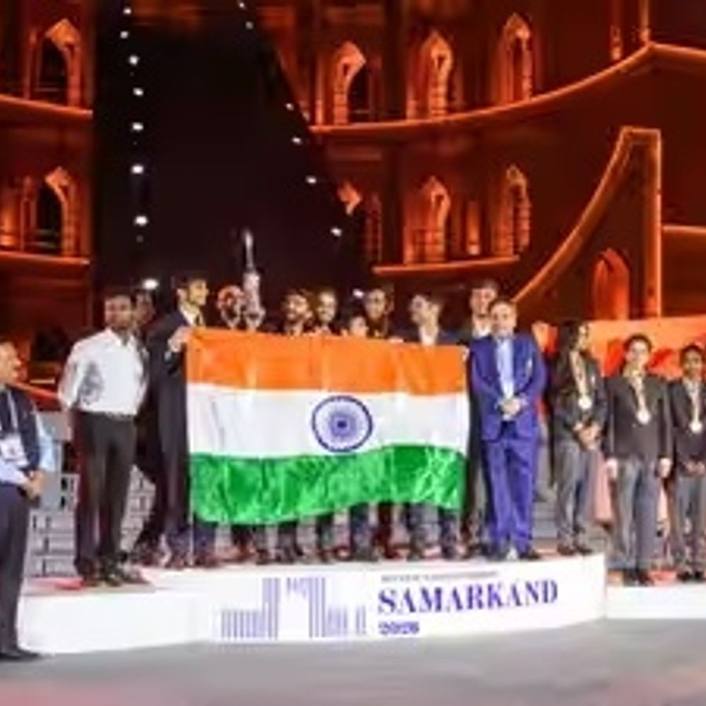 FIDE अवॉर्ड्स - दिव्या देशमुख बनीं बेस्ट फीमेल चेस प्लेयर:भारत की ओपन-विमेंस टीम बेस्ट टीम चुनी गई; लगातार तीसरी बार नोना गैप्रिंडाशविली ट्रॉफी जीती