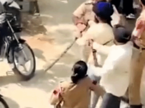 अबोहर तहसील परिसर में दो गुट भिड़े, तलवारें निकलीं:पुलिस ने संभाली स्थिति; वकीलों ने सुरक्षा पर जताई चिंता, चौकी बनाने की मांग