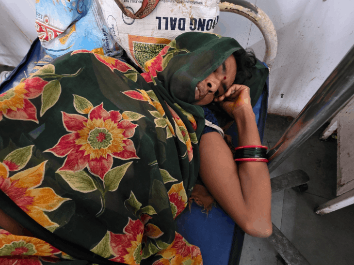 छतरपुर में एक परिवार के 6 लोगों की तबीयत बिगड़ी:उल्टी-दस्त और बुखार, रात में खाया था दाल-चावल; डॉक्टर बोले- सभी को फूड पॉइजनिंग