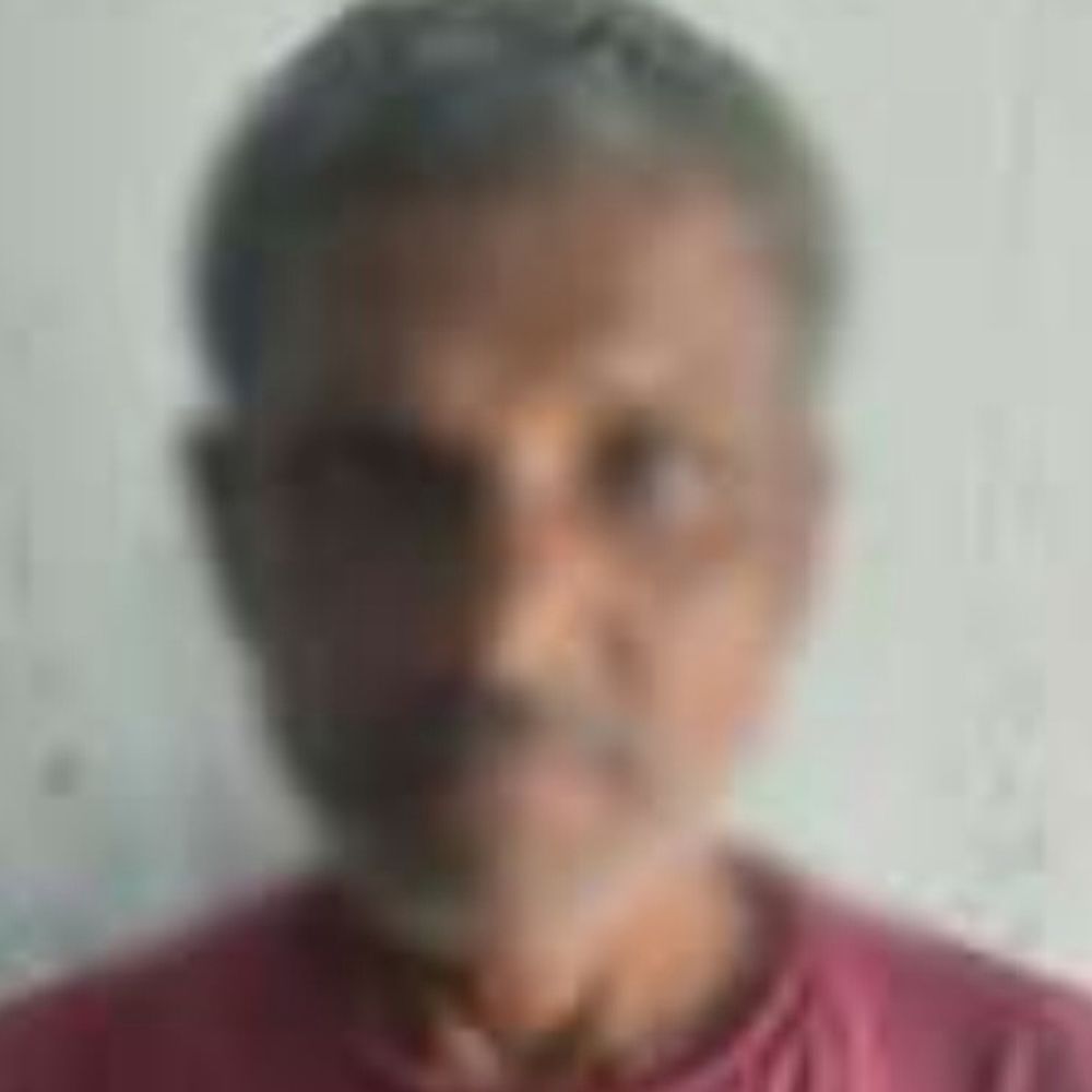 बिहपुर में रंगदारी मांगने का आरोपी गिरफ्तार:महिला से पैसे मांगे, विरोध करने पर बेटे को जान से मारने की धमकी का आरोप