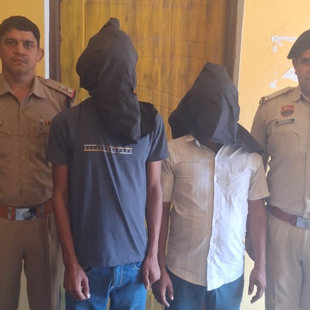 पलवल में स्मैक के साथ 2 आरोपी गिरफ्तार:बाइक पर सप्लाई करने जा रहे थे; एक दिन के रिमांड पर