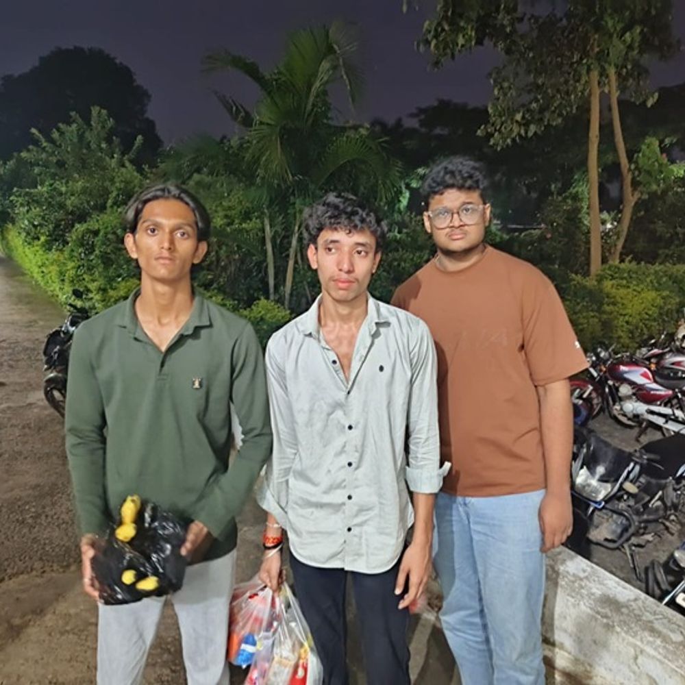 सरगुजा में नाबालिग के कपड़े उतारवाए,अश्लील हरकत कर मारपीट:नपुंसक बनाने की धमकी दी, वीडियो भी बनाया, शिकायत पर तीन आरोपी गिरफ्तार