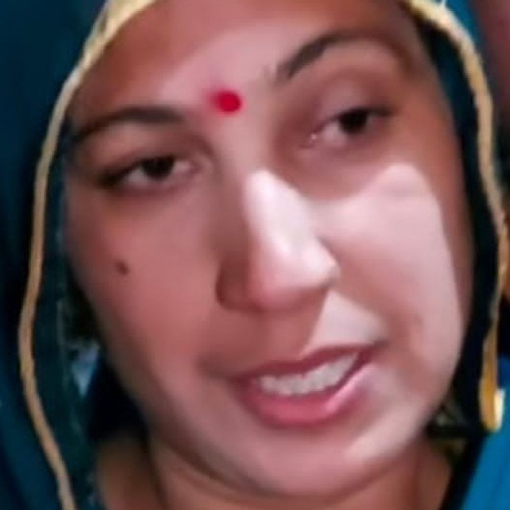 सोनीपत के गांव पुगथला की सरपंच पूनम सस्पेंड:शामलात जमीन की लीज में गड़बड़ी के आरोप; 12.05 लाख की रिकवरी की सिफारिश