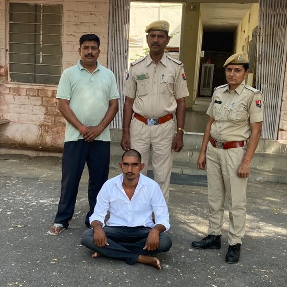 जोधपुर- तीन महीने से फरार तस्कर गिरफ्तार:बाड़े में मिला था अवैध मादक पदार्थ, लगातार दे रहा था पुलिस को चकमा