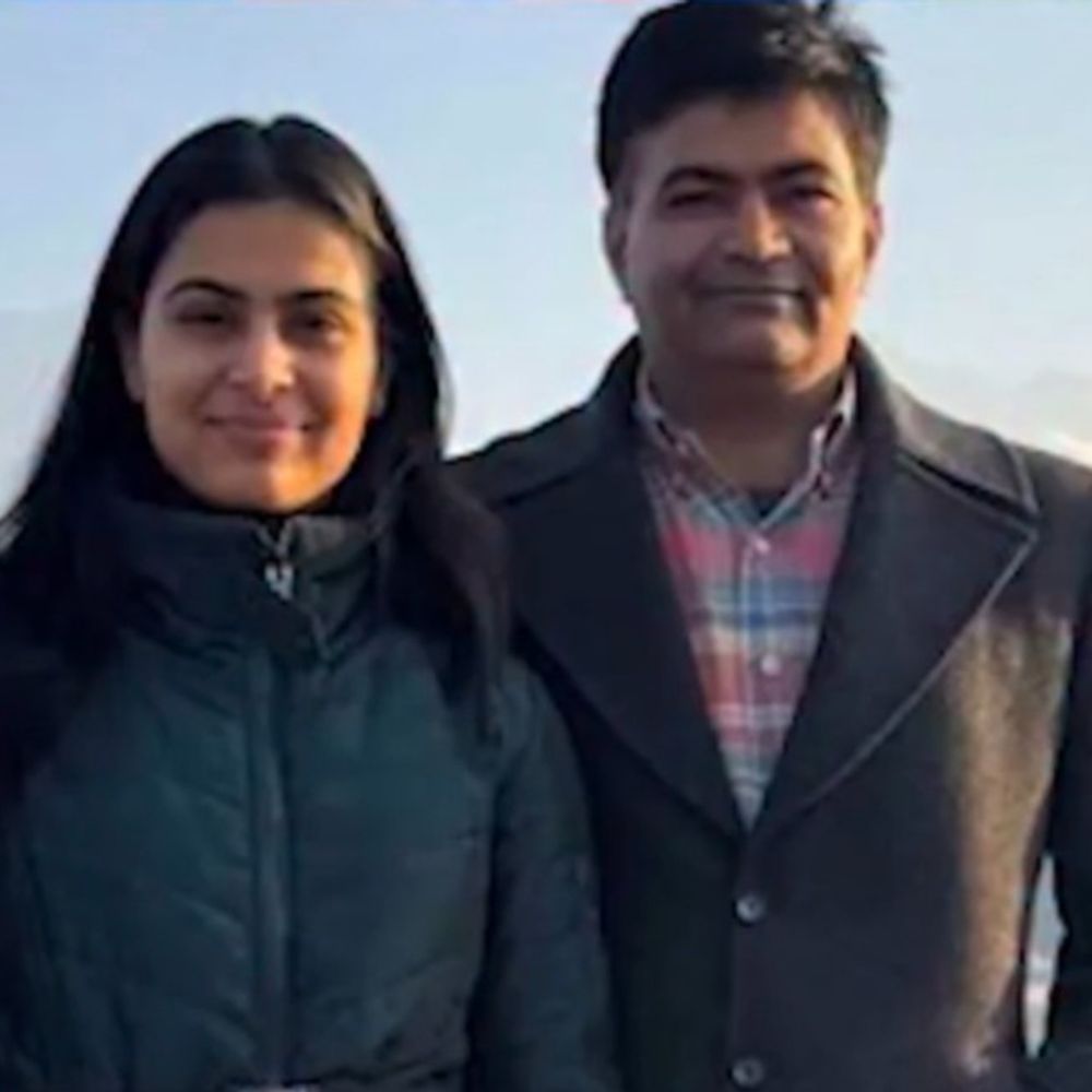 एशियन गेम्स में मनु भाकर का सफर बिना मेडल खत्म:10 मीटर में 5वें स्थान पर रहीं; पिता बोले- 4-5 घंटे करना पड़ा सफर