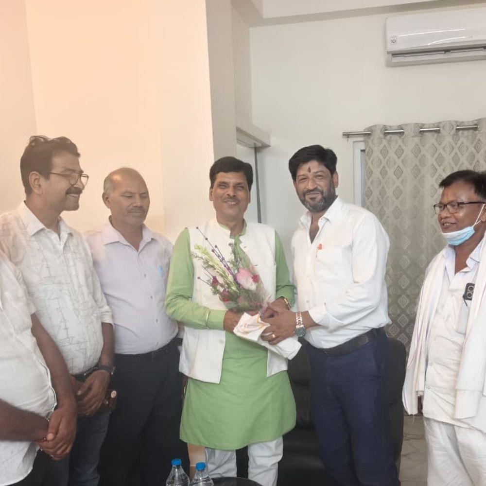 पिछड़ा वर्ग आयोग के सदस्य स्वदेश यादव किशनगंज पहुंचे:2 दिवसीय दौरे में हॉस्टल का इंस्पेक्शन और मुद्दों की समीक्षा करेंगे