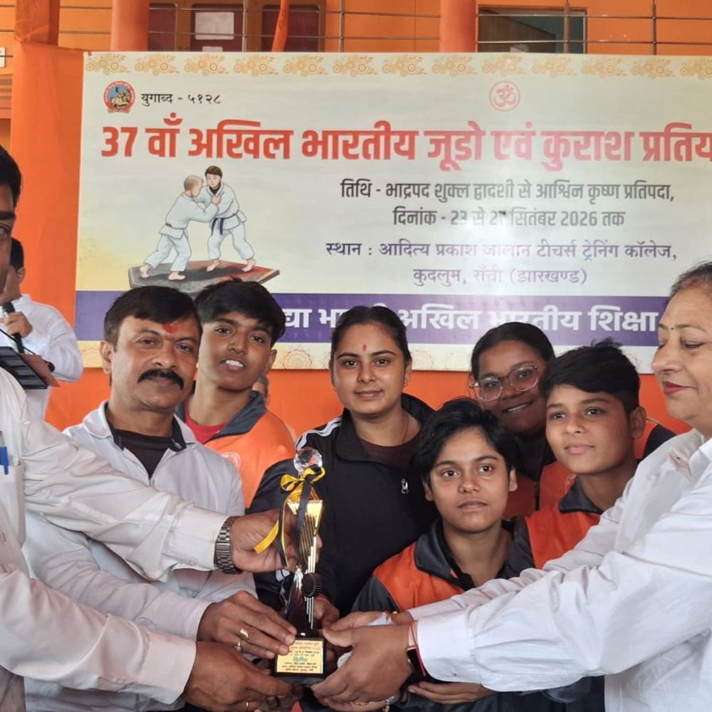 कानपुर के खिलाड़ियों ने जीते पदक:झारखंड में जूडो-कुराश प्रतियोगिता आयोजित, विष्णु एसजीएफआई के लिए चयनित
