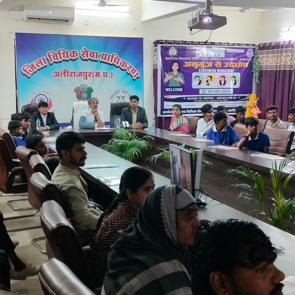 अनुगूंज से उद्घोष कार्यशाला में श्रवण व वाक् बाधितों को बताए उनके विधिक अधिकार